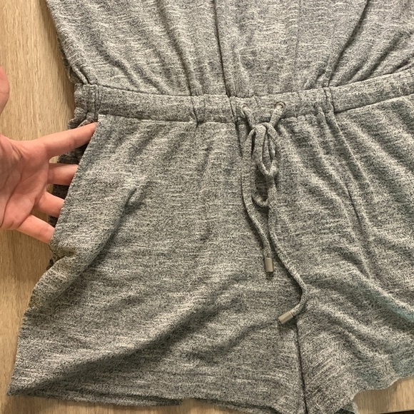 LOFT Lou & Grey Tank Romper Size Small - Picture 6 of 9